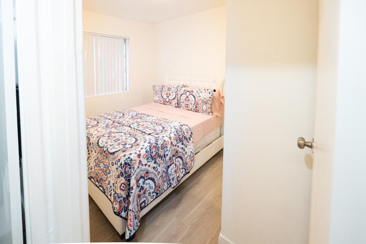 Cozy Small 2 Bedroom In Koreatown/Hollywood Λος Άντζελες Εξωτερικό φωτογραφία